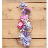品のある女王様のような雰囲気を醸し出した花材キットです♪ハーバリウムキット・花材セットです!少量パック・小分けパックなので、必要以上に在庫を抱える必要がありません。ハーバリウム制作に欠かせないプリザーブドフラワーやドライフラワーの花材・お試しキットをご用意しました。こちらは花材のみの販売になりますので、お客様側にて制作していただくキットです。本商品は花材のみの販売です。(オイルやガラス瓶は別売りです。)